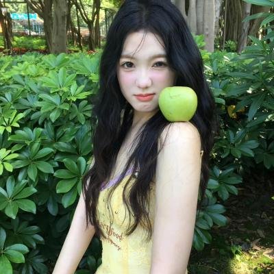 黄叶舞青风